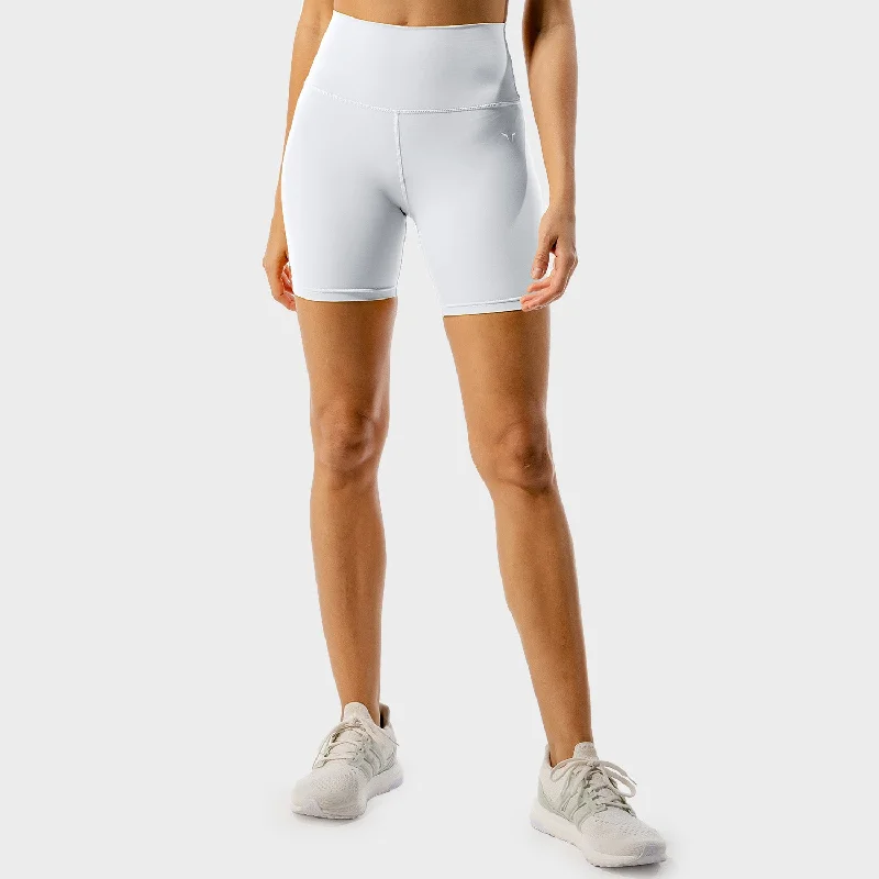 Core Agile Shorts - White