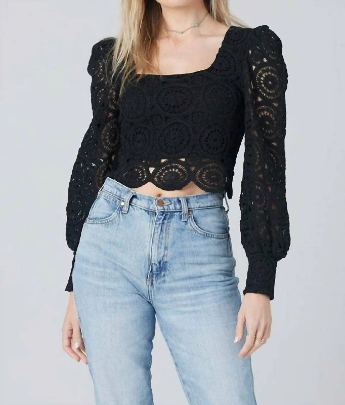 Embroidered Long Sleeve Blouse In Black