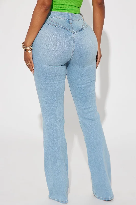 Got It Like That Curvy Stretch Bootcut Jean - Medium Wash