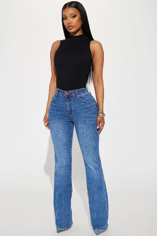 Selene Stretch Straight Leg Jeans - Medium Wash