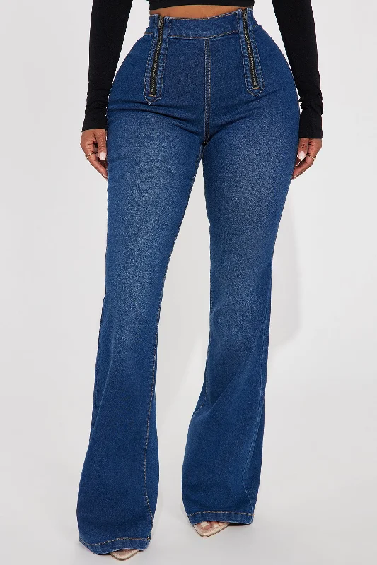 Zip It Stretch Bootcut Jeans - Dark Wash