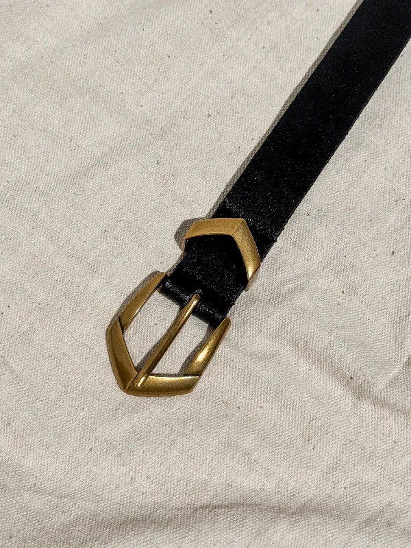 Triangular Buckle Leather Belt in Black