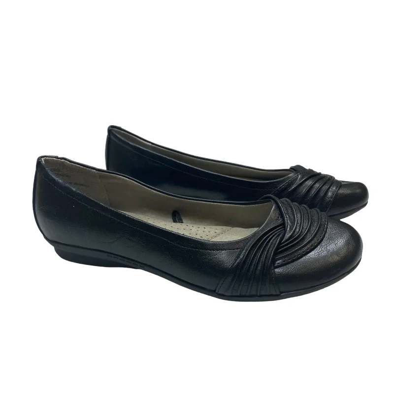 Shoes Flats By White Mountain In Black, Size: 10