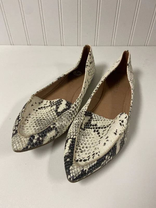 Snakeskin Print Shoes Flats Madden Girl, Size 8.5